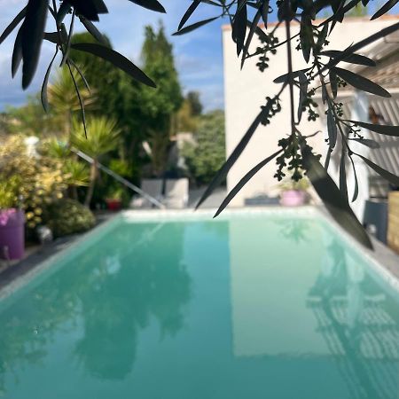 Villa Des Romieux Pinet  Exteriör bild